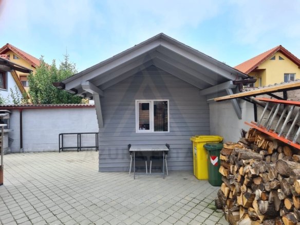 de20139ab8084a3dbab13369efac3db5