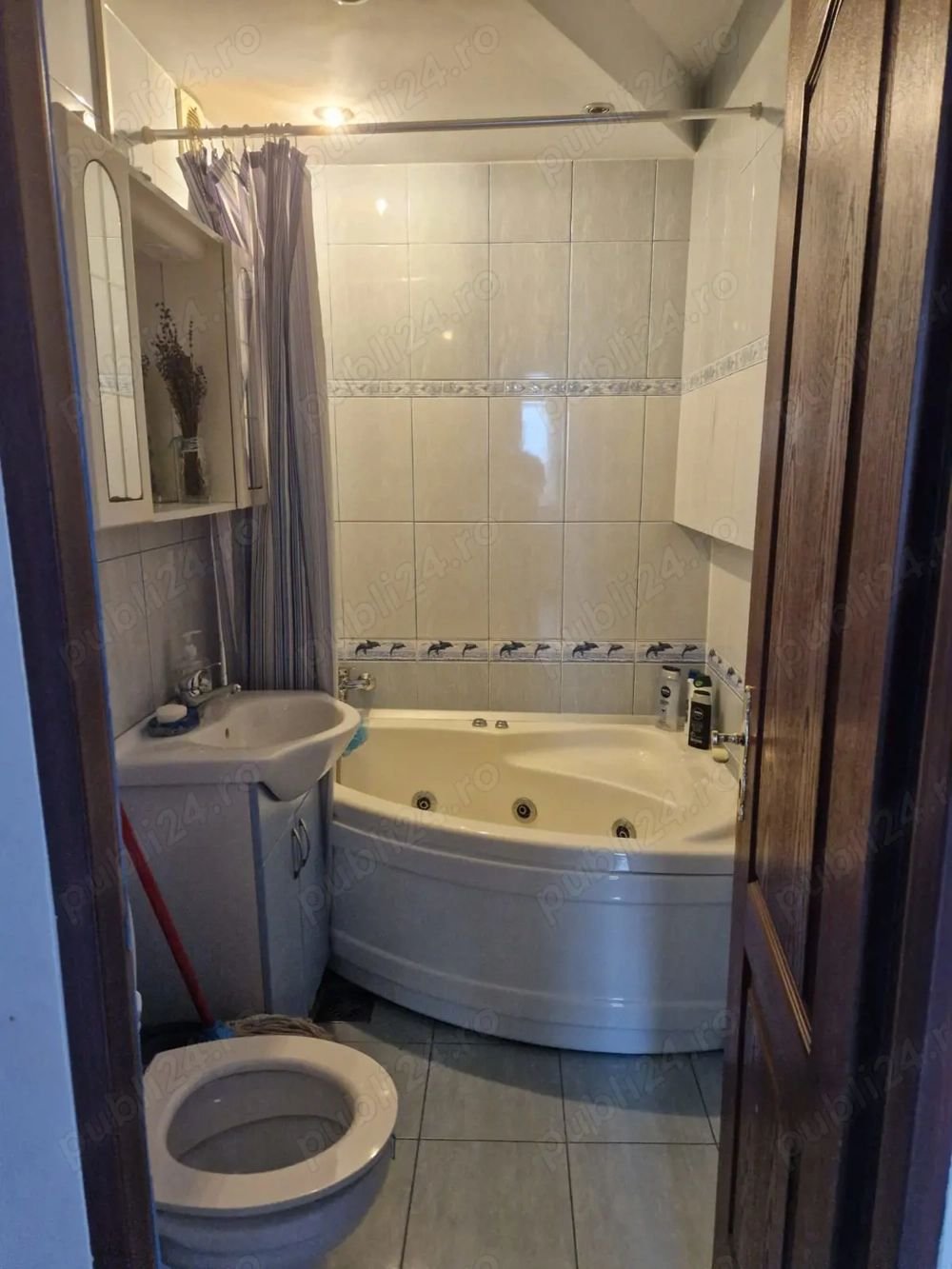 e655f81f238444d7a68237dc3eec28da