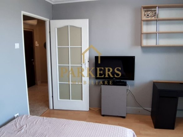 e99dd1ebf2fd4a6199e4b1ff2e5e4bb2