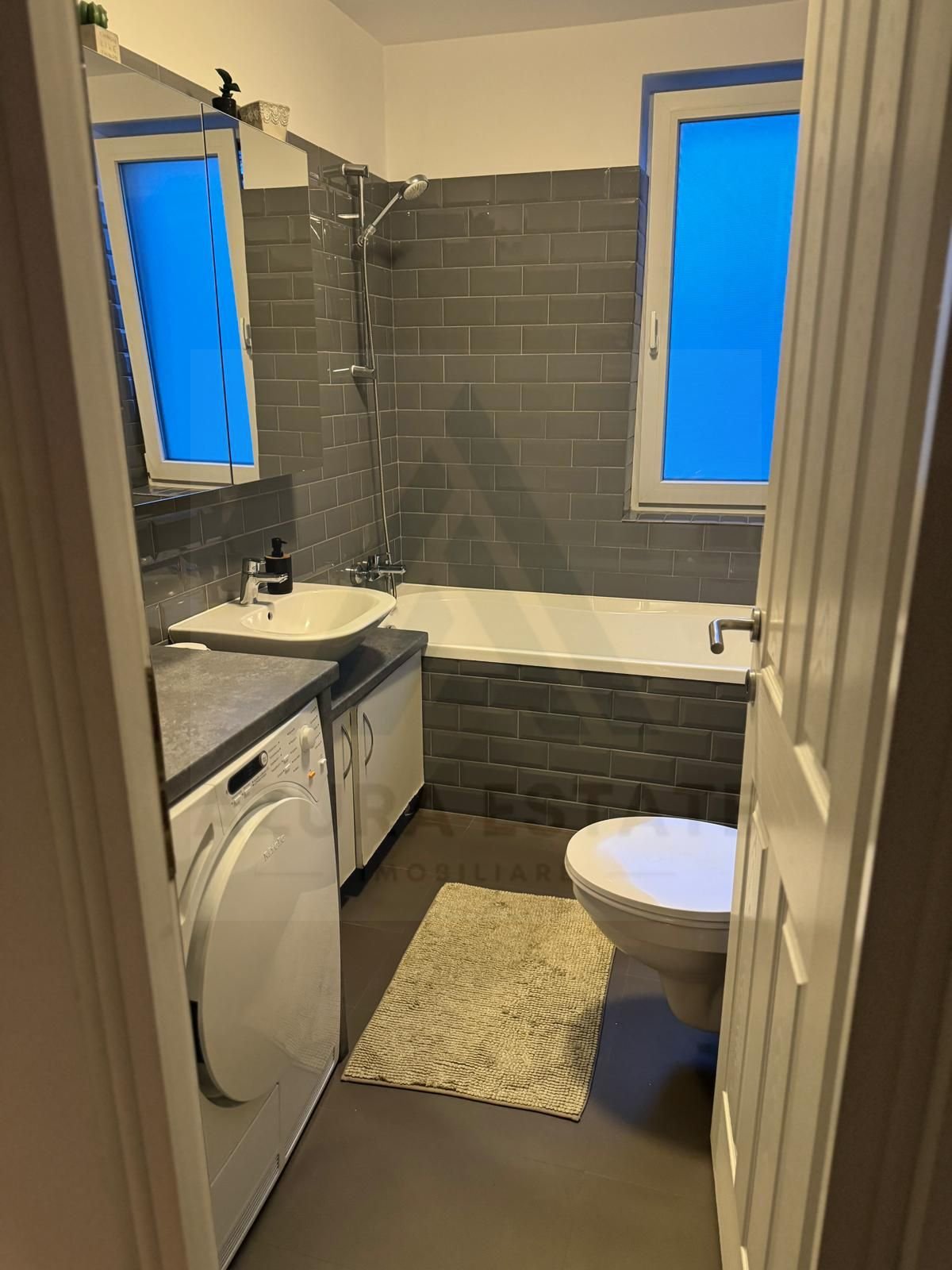 f378c9e988754c6cb4ff2be2eca92aac