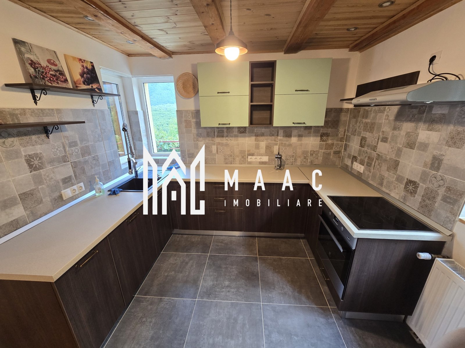 0b0ebfb09d48470c8d416ffabdb423a5