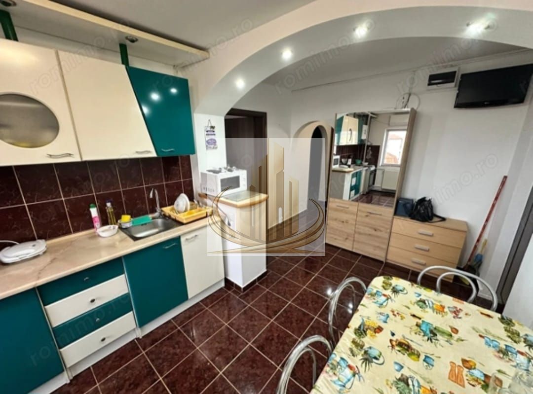 0f18c85cd13d4934afe2f2a3a4ca055a-1 Apartament 3 camere complet renovat, mobilat, poziție ideala Girocului