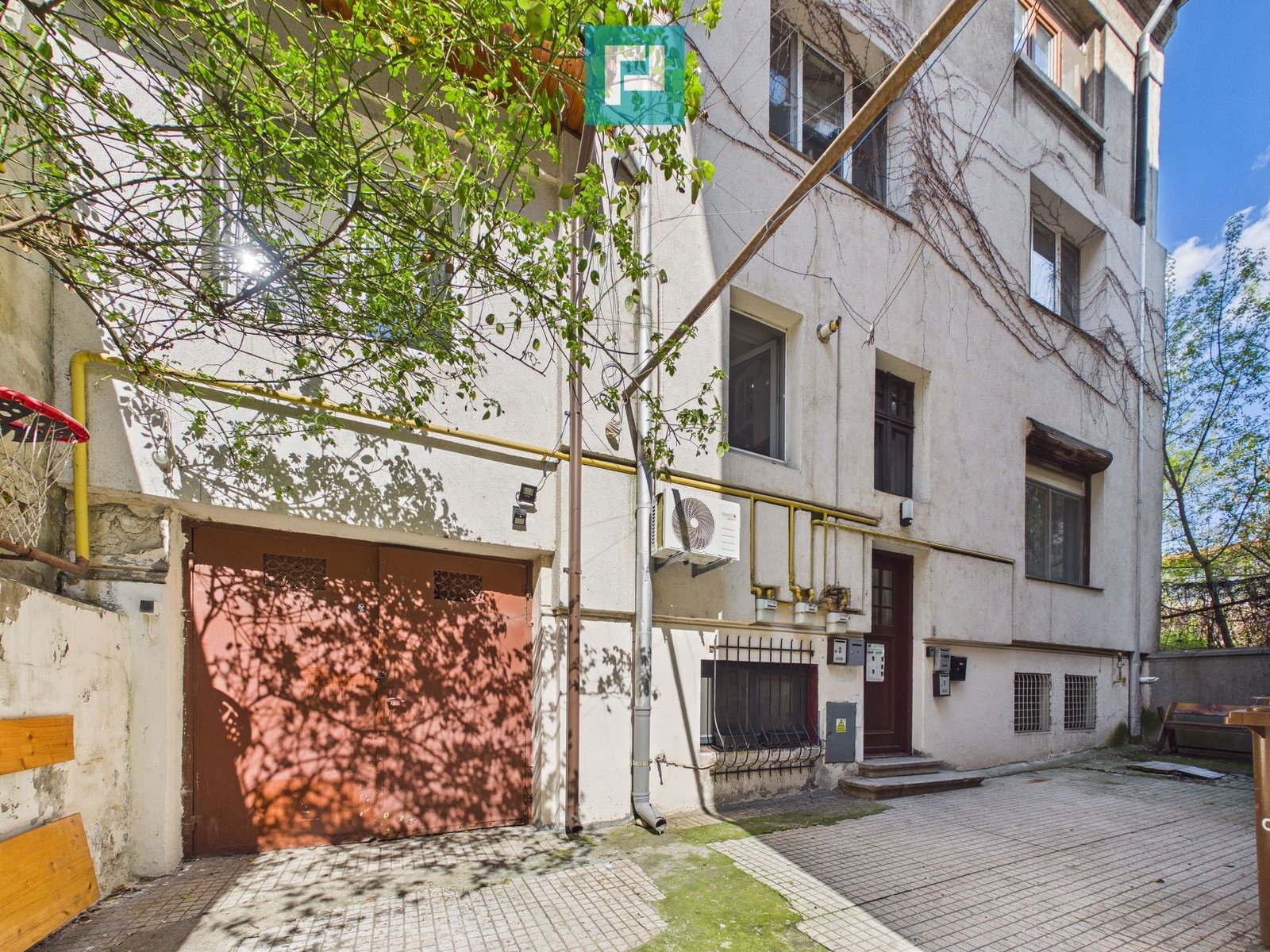 116b5e7b865c46e89c9404b7e9128eab