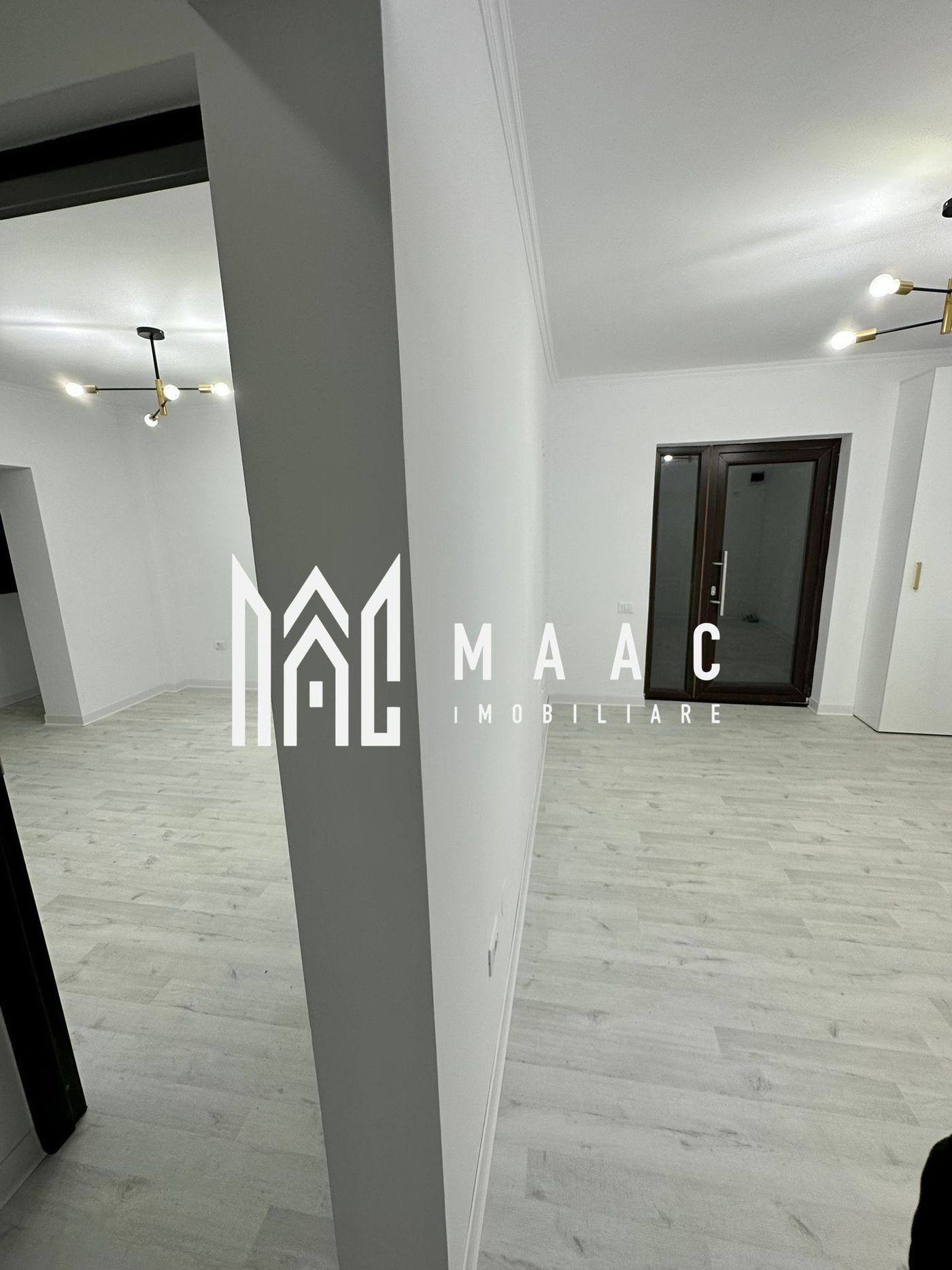 SPATIU COMERCIAL RENOVAT|CENTRALA TERMICA PROPRIE| OSTROVENI