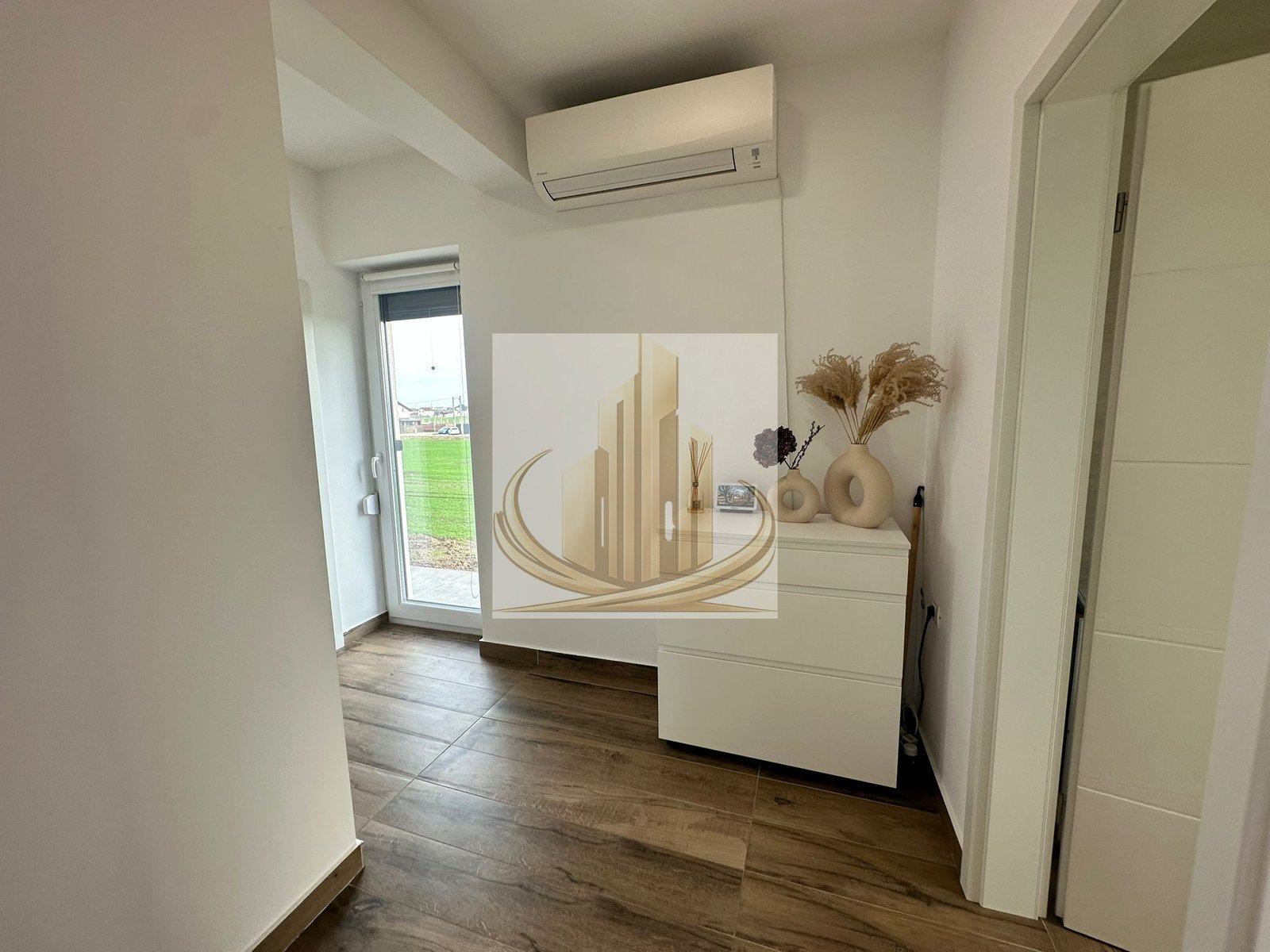 2006d1c6180d4bd8b8960b83758d0430