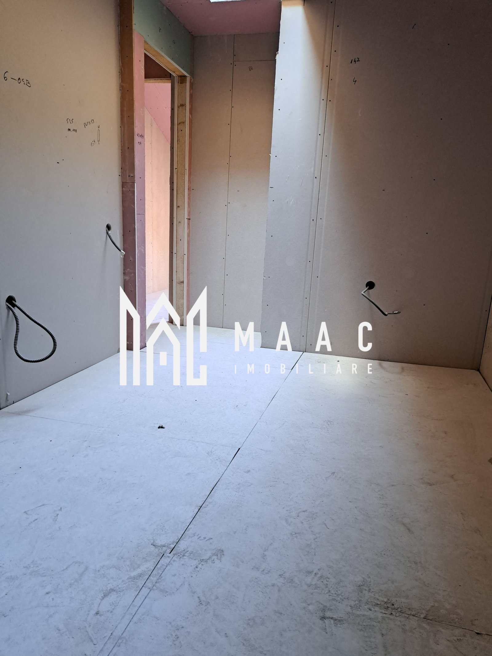 229f0e90553e47a1ad6b14b30b236f65-1