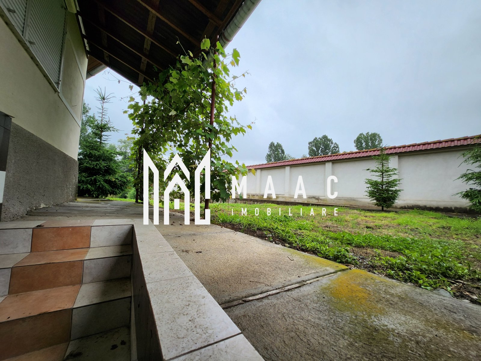 2870e084692f4a07952b1efeb442e391-1