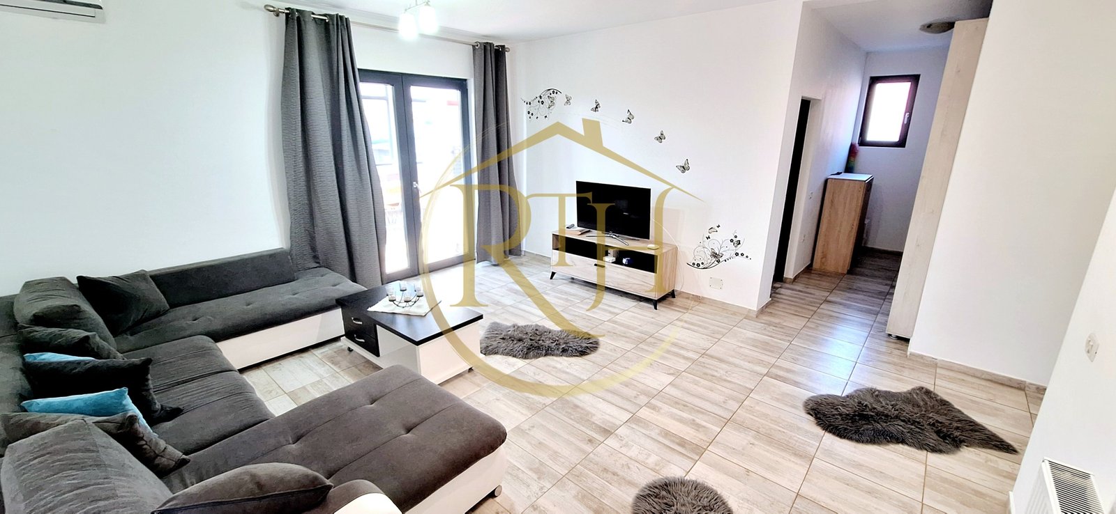 2d8441d5cafc4bf4b92733a21bf12d2e