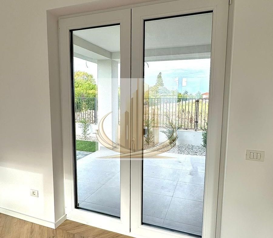 Duplex modern, 135 mp, grădină amenajată–Dumbrăvița, zonă linistita