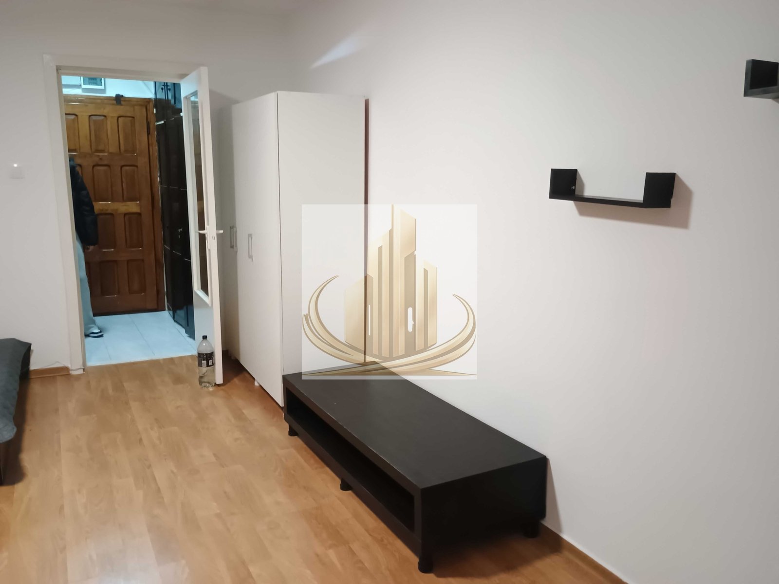 331811810e064471b973b02ef2a3ea14