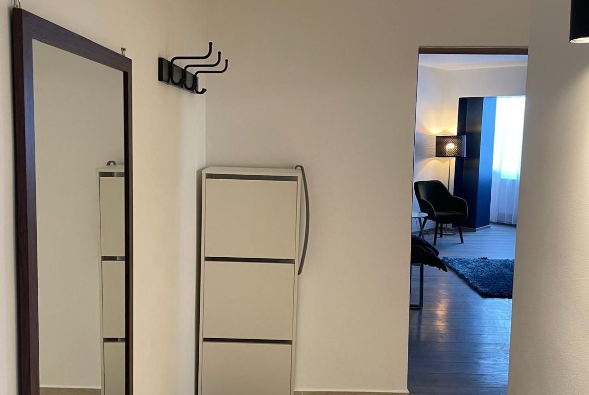 Apartament cu o camera – Faleza Dunarii, langa Union Jack, 44 mp