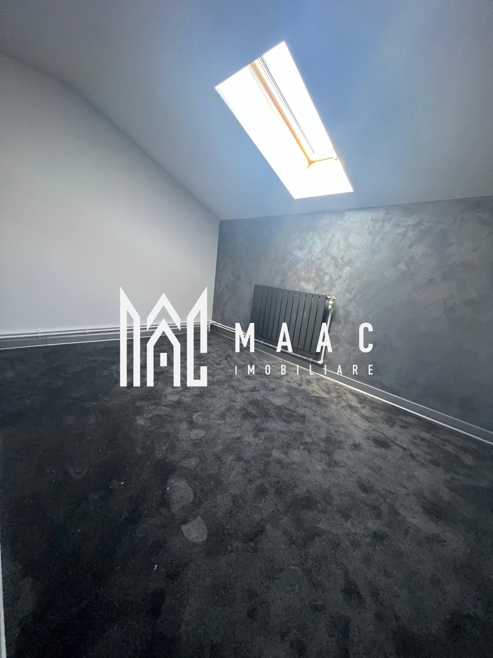 48a699bc671f4a0a84b77b6b35565b01-1