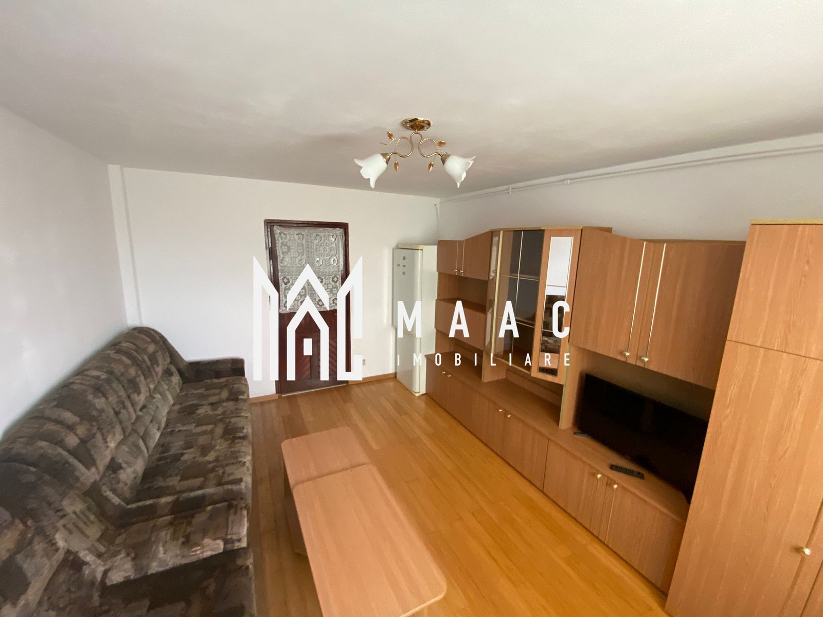 4ea00aab32ff42eda4d4c28d19493ec4