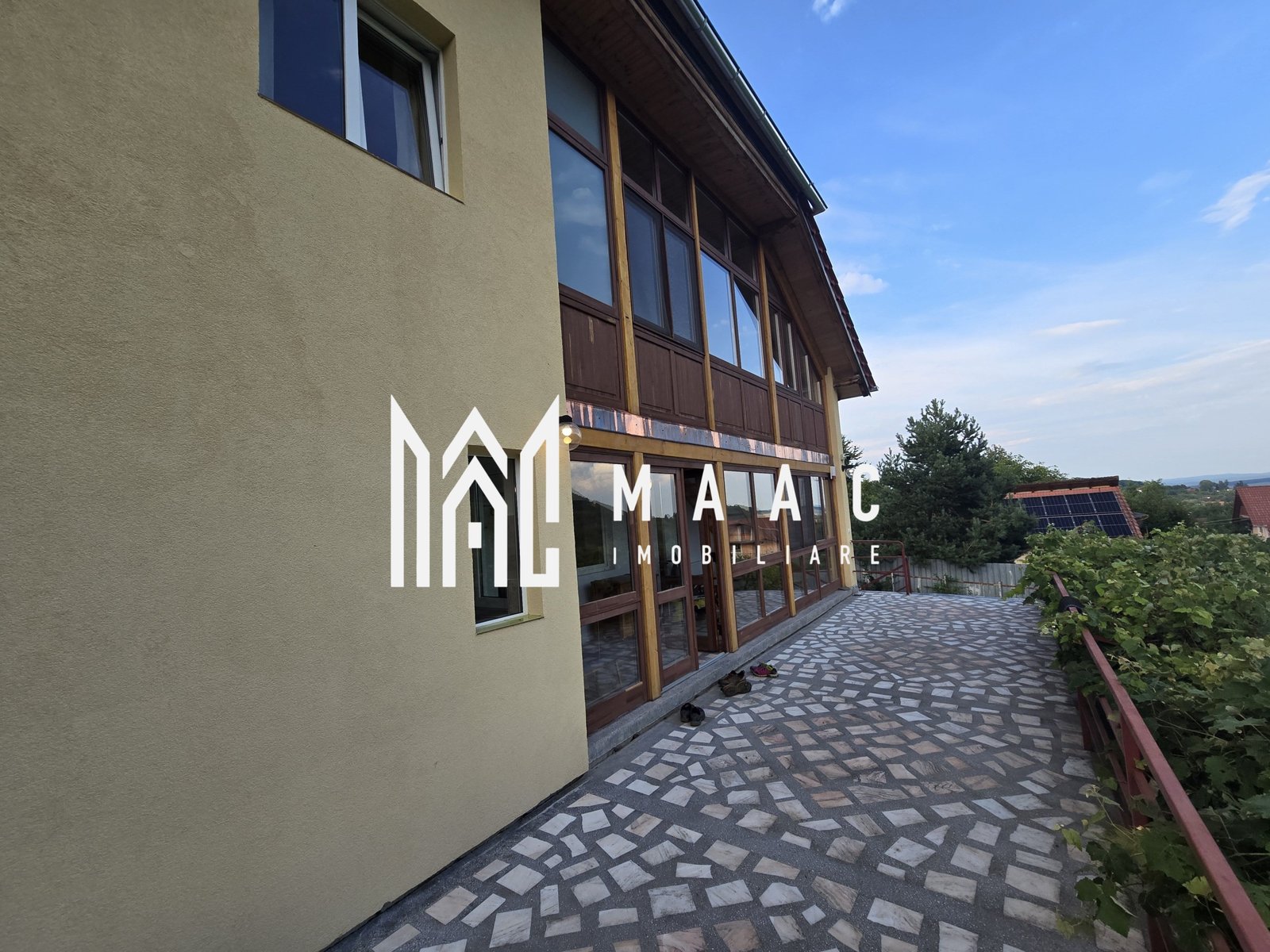 5286aa4bc2f543a69529be6548be82e1