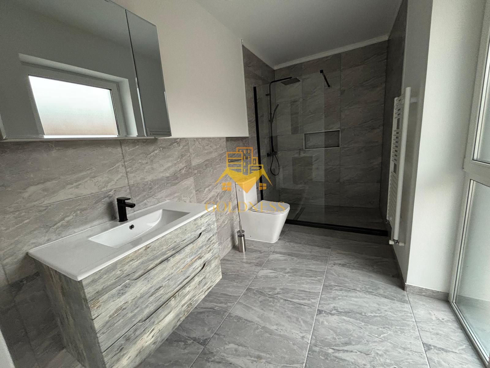 570ee79d7a324566b9611d7deb9625ed