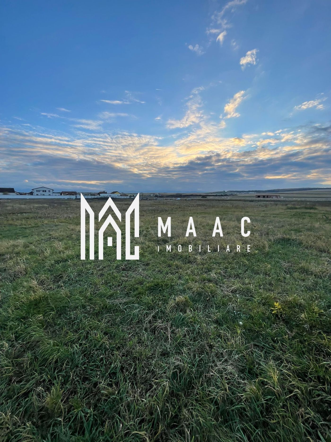 Teren intravilan | 2.100 mp  | Șura Mică