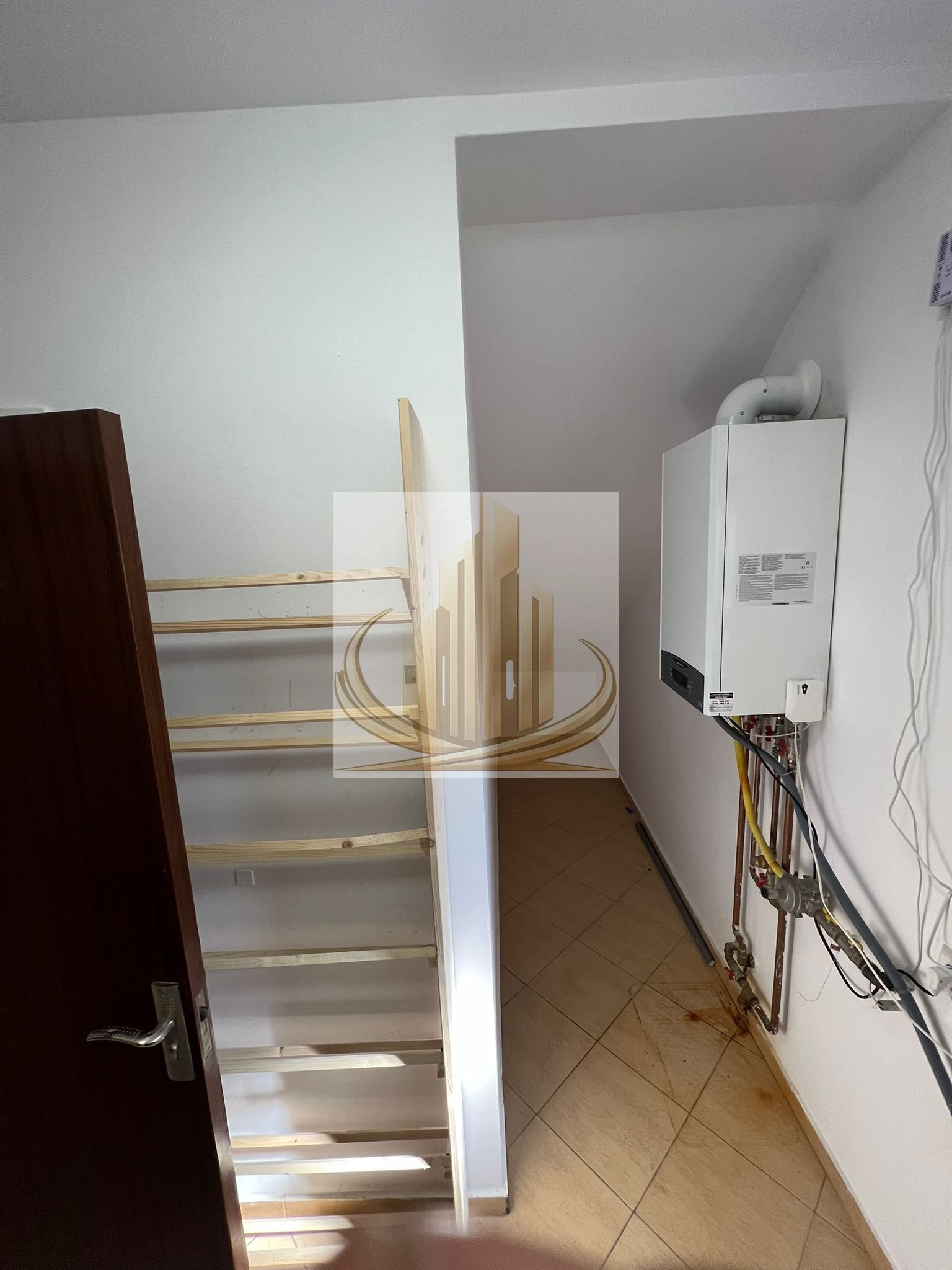 5afc3cdd533c4acf8d359dd86598322f