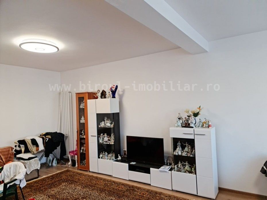 Vânzare Vilă P+1+Pod în Zonă Liniștită din Cumpana