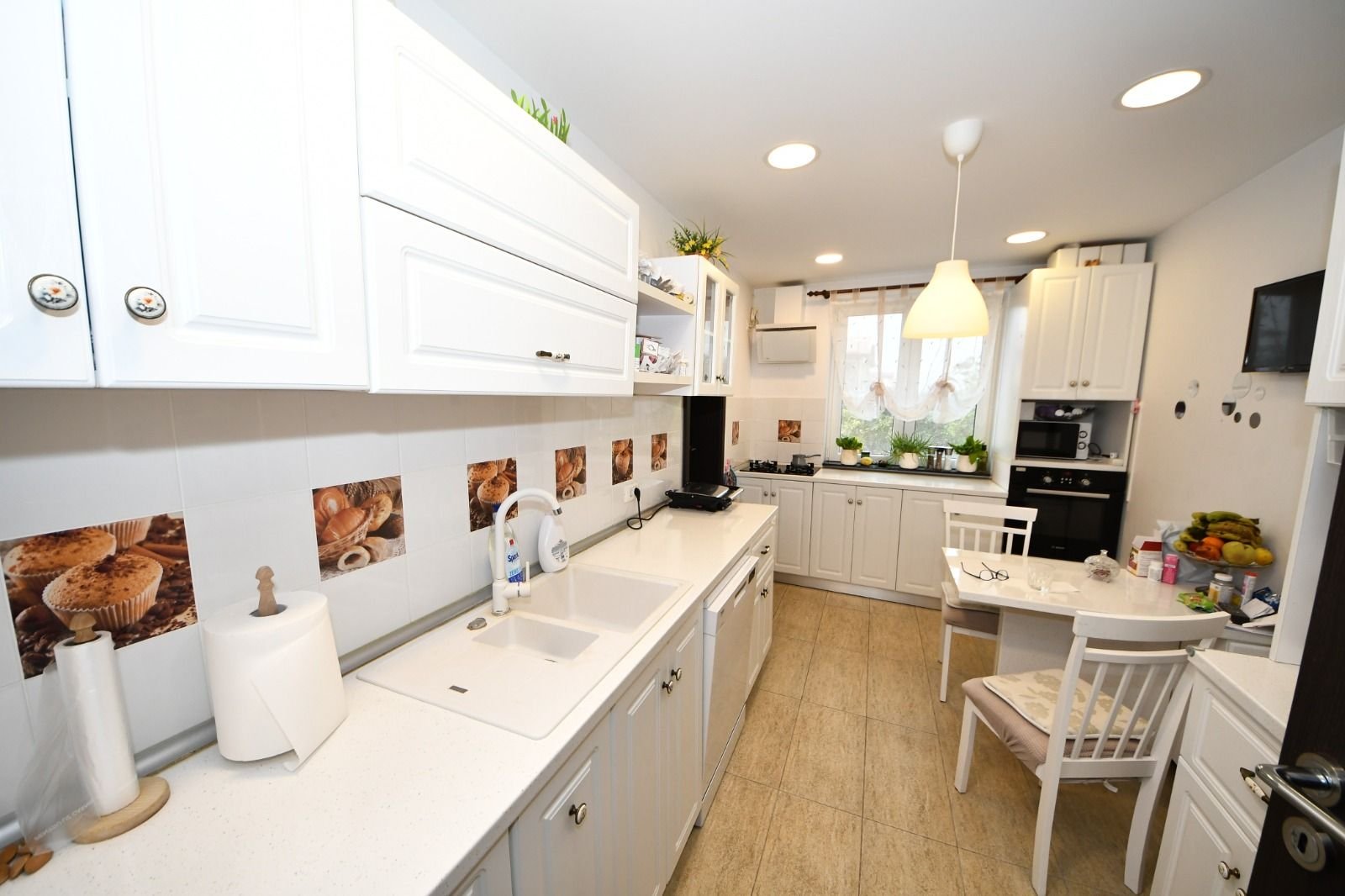 5d02f81483424df8a21c91ede2a4d903-1