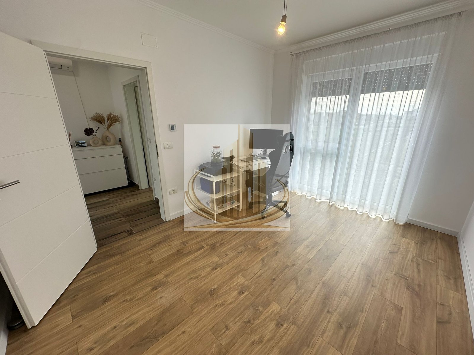 6186d910907e441180a06391c8551930