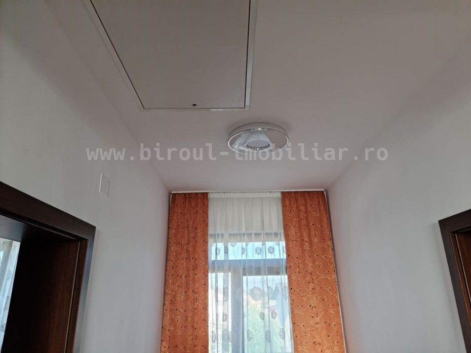 Vânzare Vilă P+1+Pod în Zonă Liniștită din Cumpana