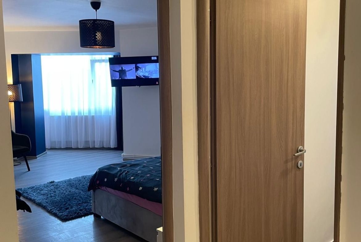 Apartament cu o camera – Faleza Dunarii, langa Union Jack, 44 mp