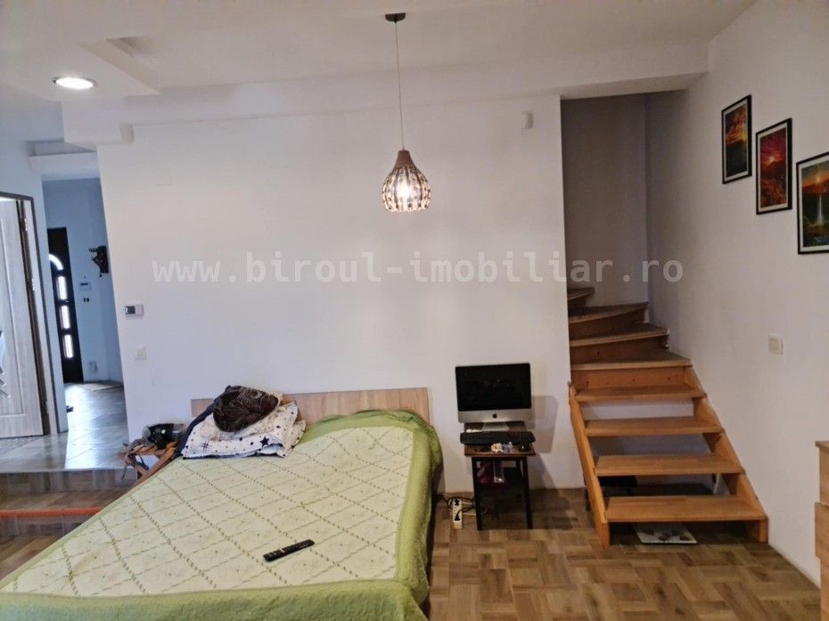 Vilă S+P+M+Pod – Cumpăna Zonă liniștită