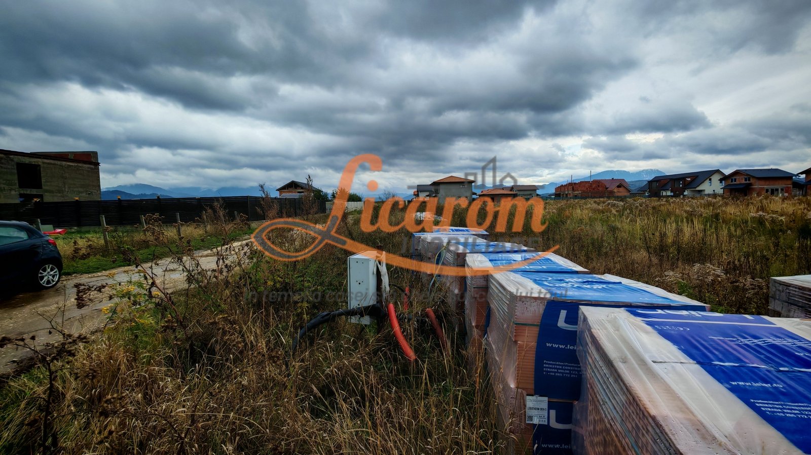 6b00fd3f8d1f453c828ffd666ee4a958-1