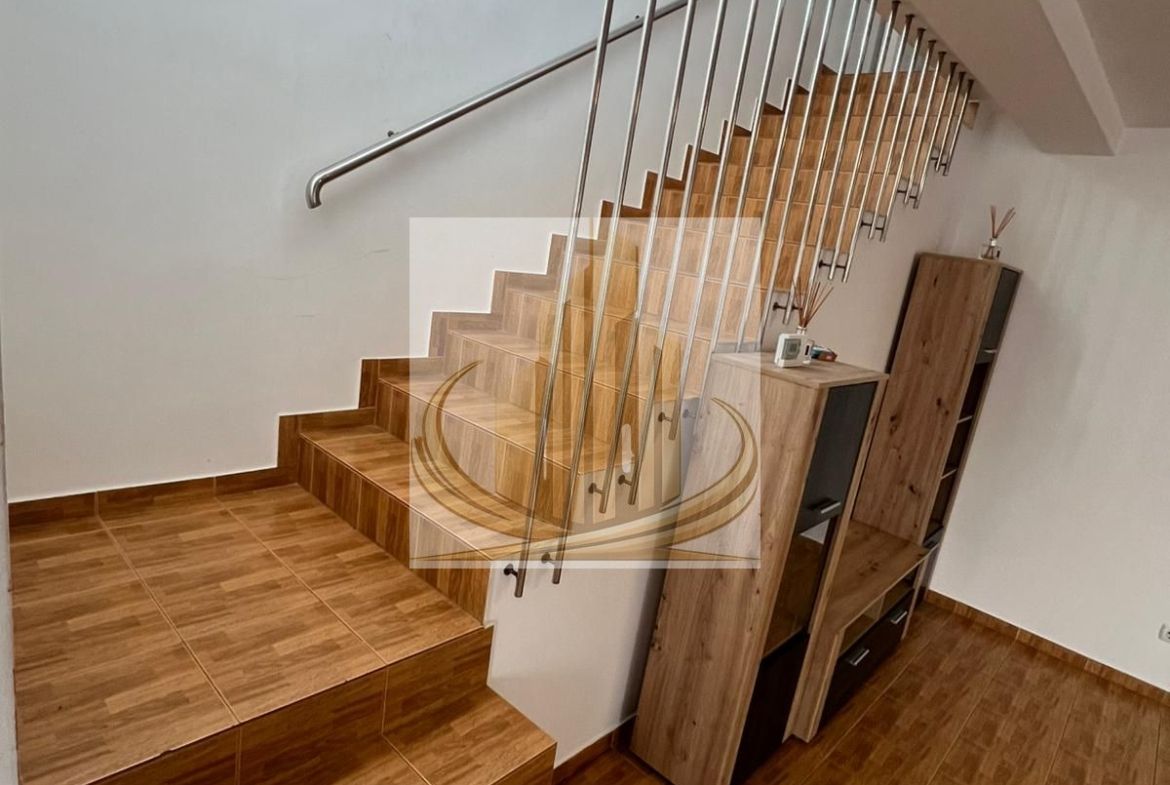 Casă individuală, 115 mp – Dumbrăvița, zonă liniștită, aproape de lac