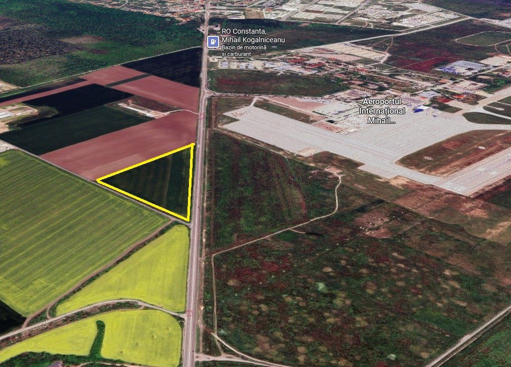 Teren Intravilan 4,5 ha – Poziție Strategică vis-à-vis de Aeroportul MK