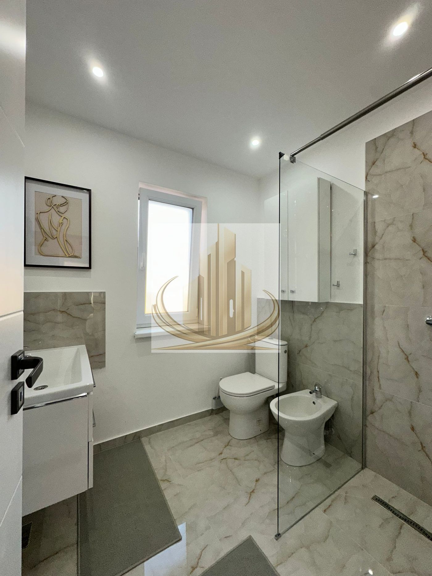 8145a25c563145468dea6d4a84ce4d96-1 Apartament 3 camere, prima închiriere, 95 mp – terasă mare, Dumbravita