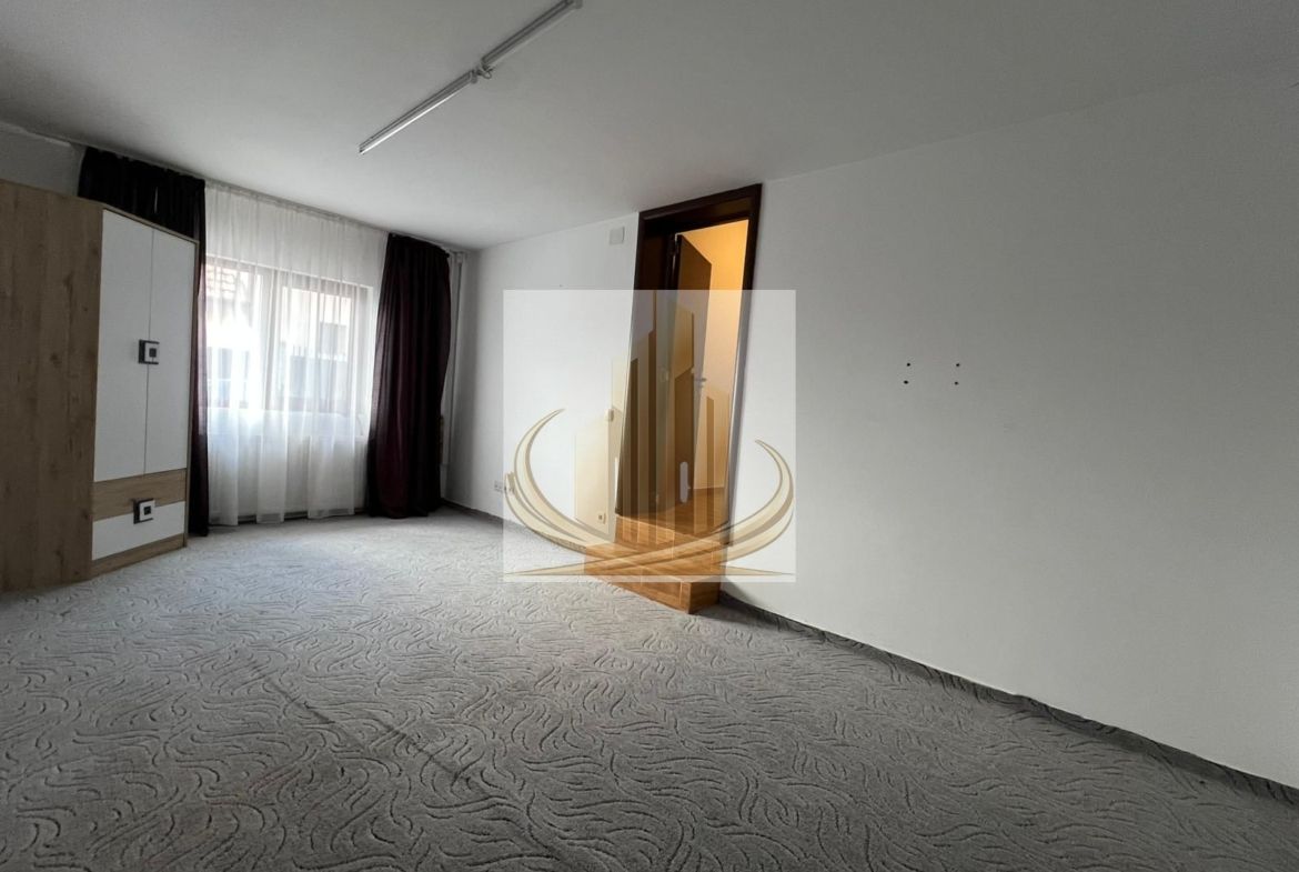 Casă individuală, 115 mp – Dumbrăvița, zonă liniștită, aproape de lac