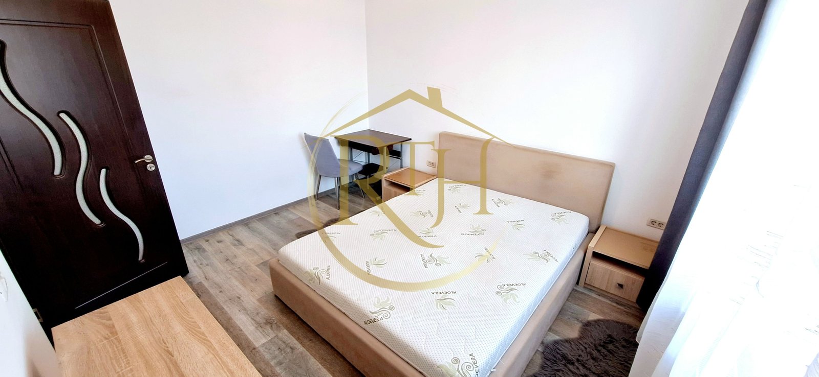 870487b267394cee9e0a8baa482aa5ce