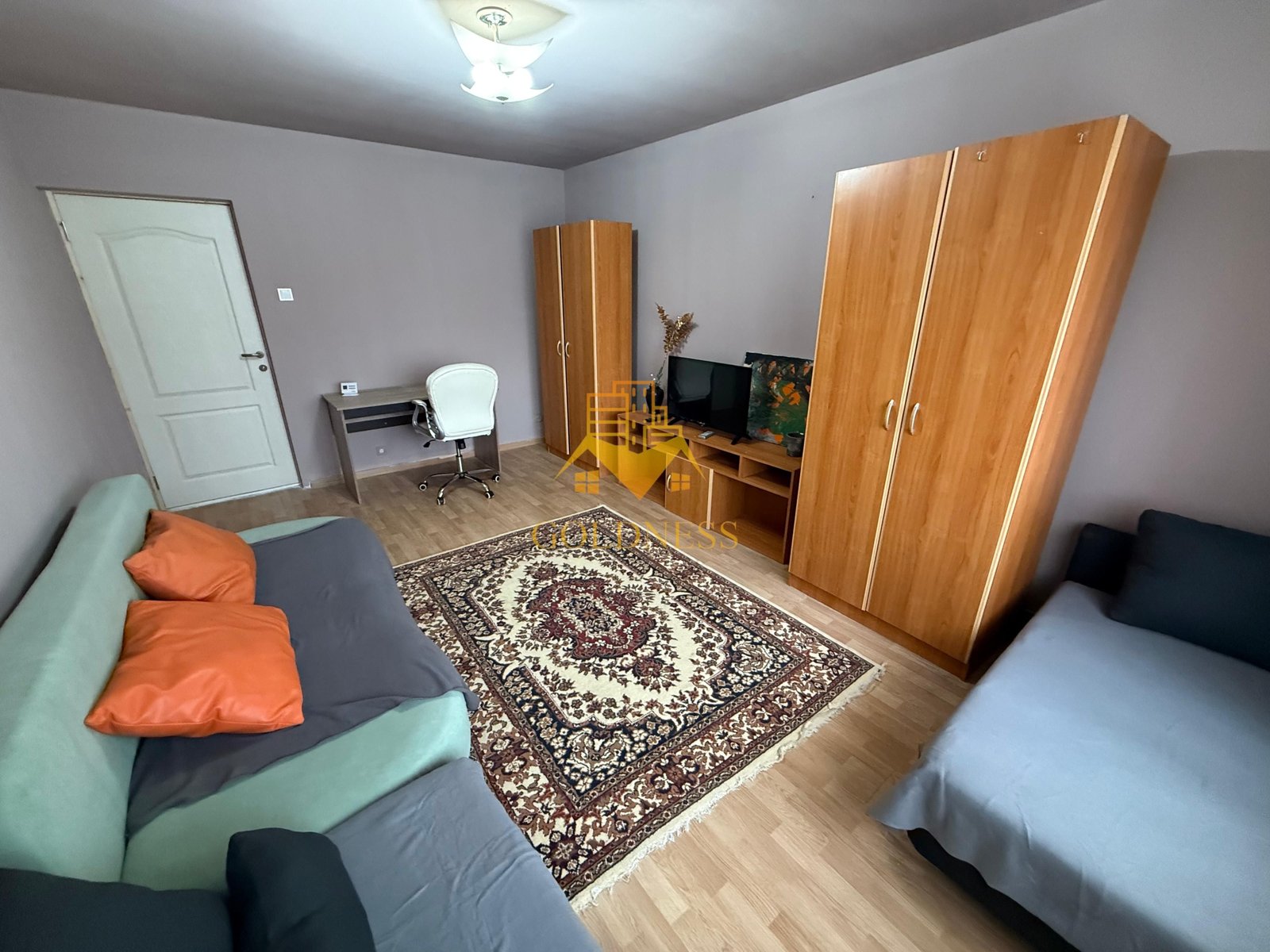 8e76cf4d2dc94d3385e38a4361991fbe