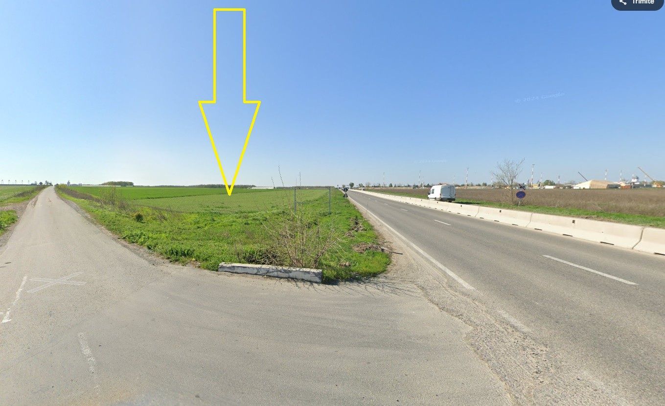 Teren Intravilan 4,5 ha – Poziție Strategică vis-à-vis de Aeroportul MK