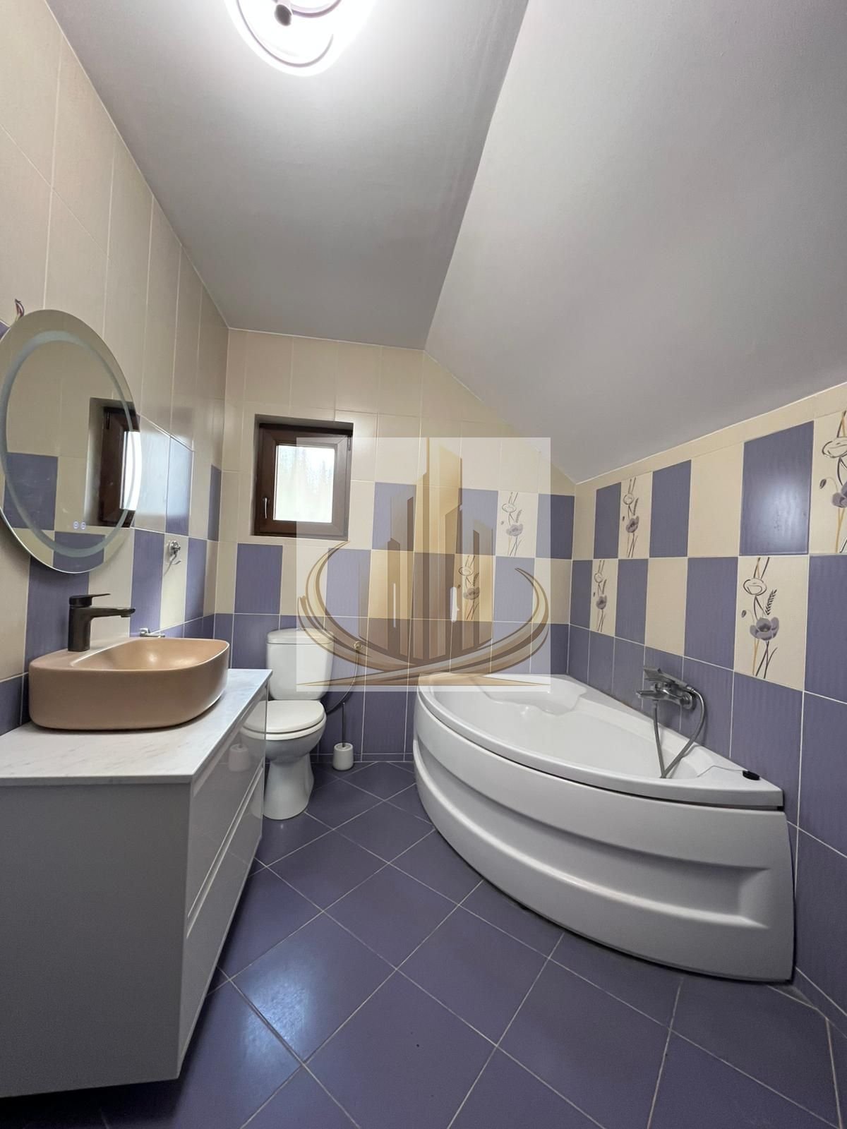 9bb54b4a66e34cbabdee0bd6891ea3af