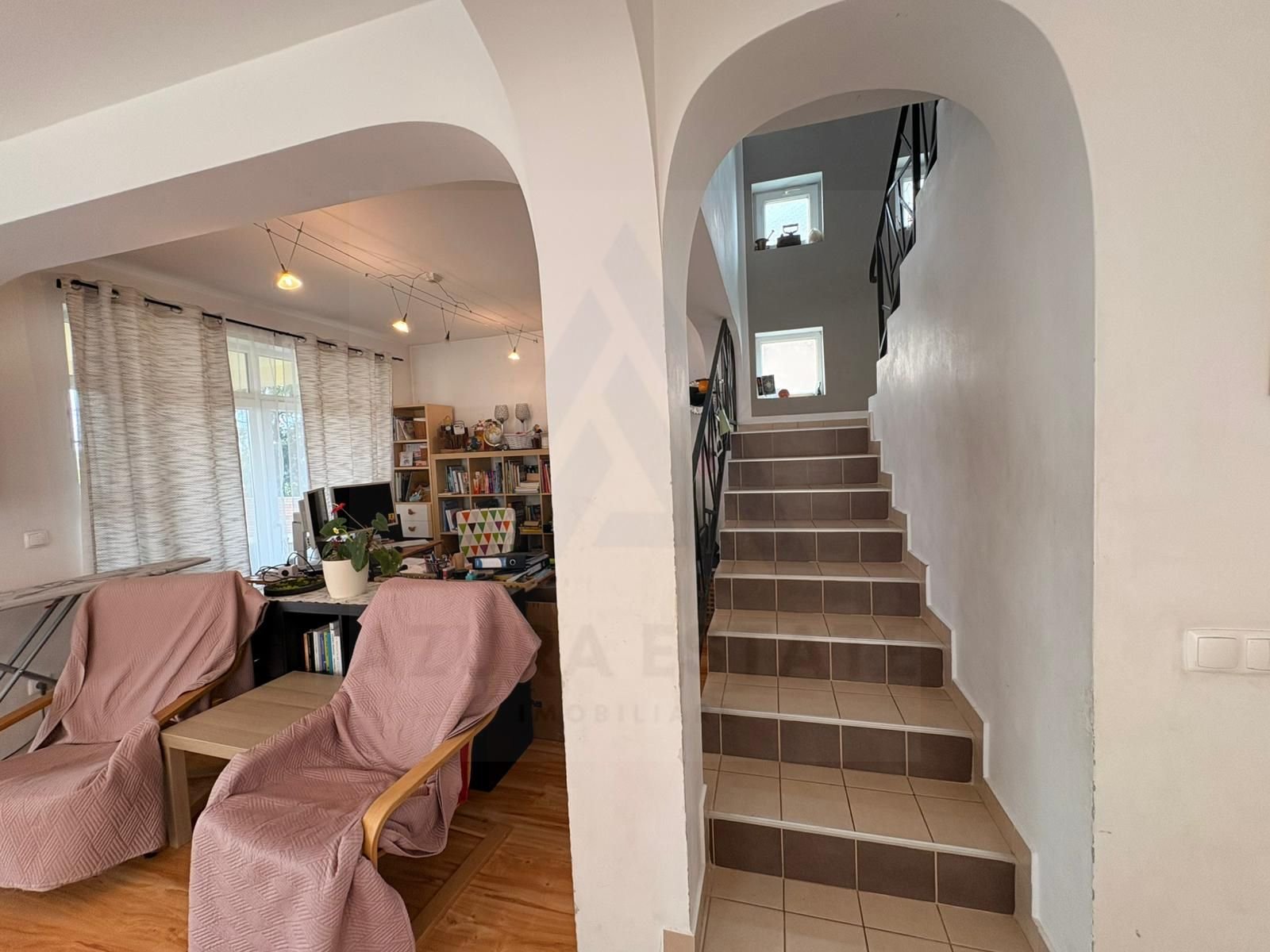 a893d7efde054affa18c1f24725418a3