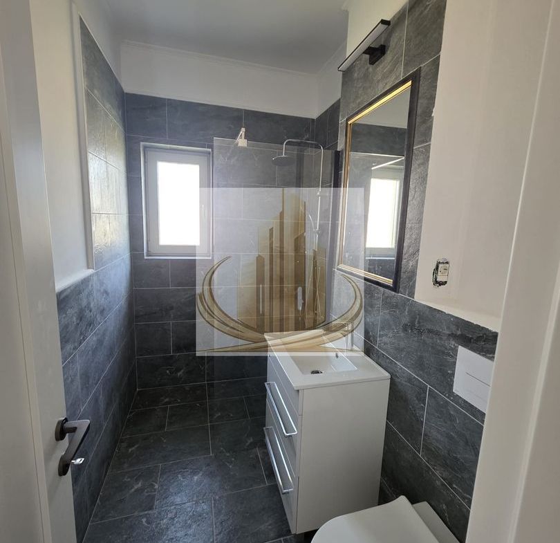 Apartament 3 camere, etaj 1, bloc nou, Zona Mehala