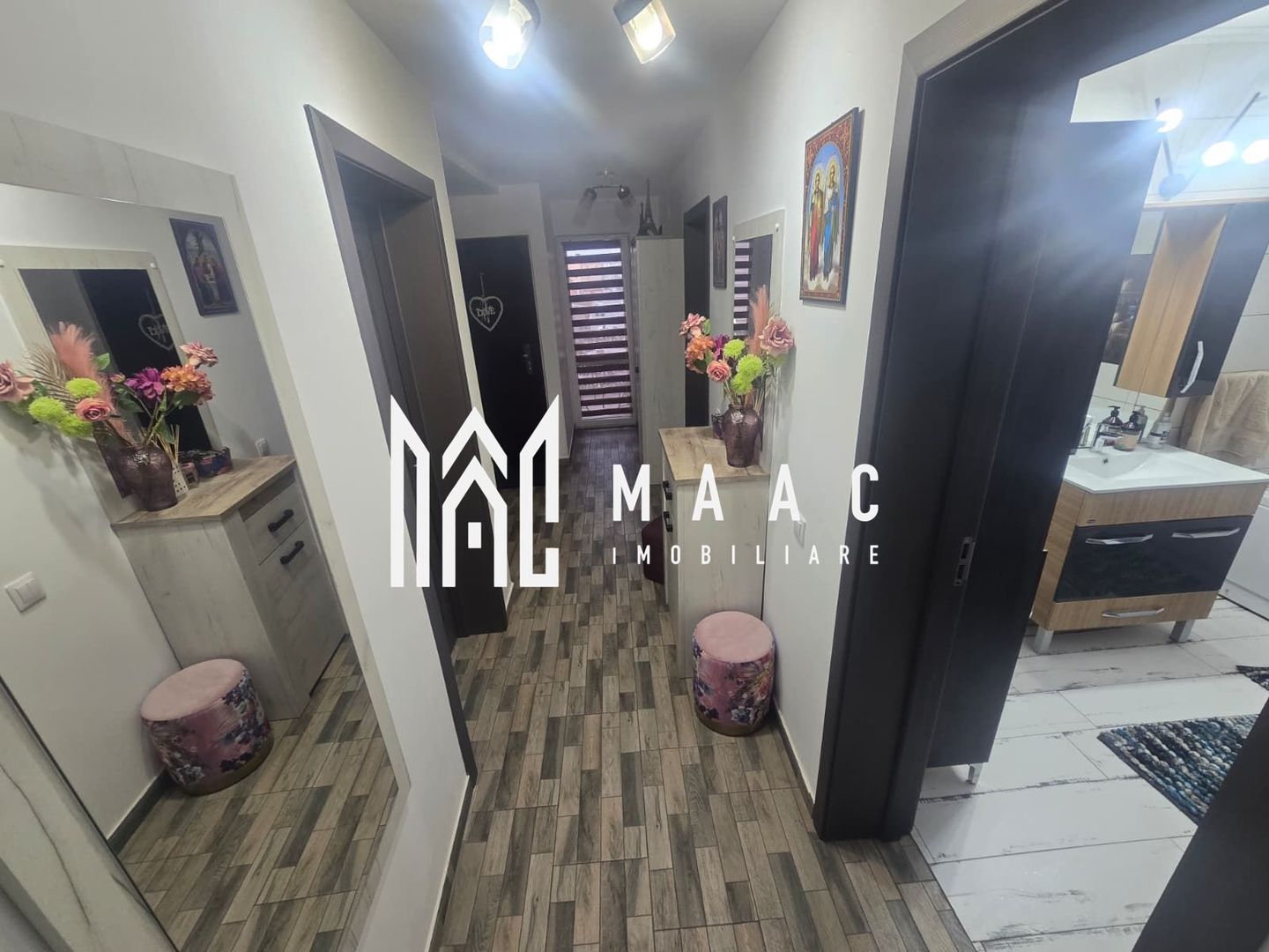 Apartament 4 camere | Decomandat |  Zona Tineretului