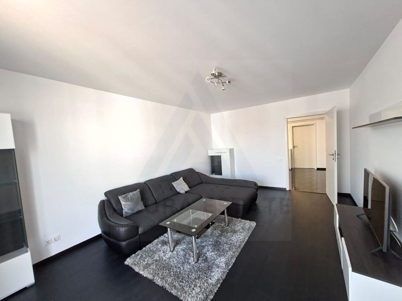 Penthouse modern 101 mp 2 bai terase 40 mp si 2 parcari pe Dna Stanca