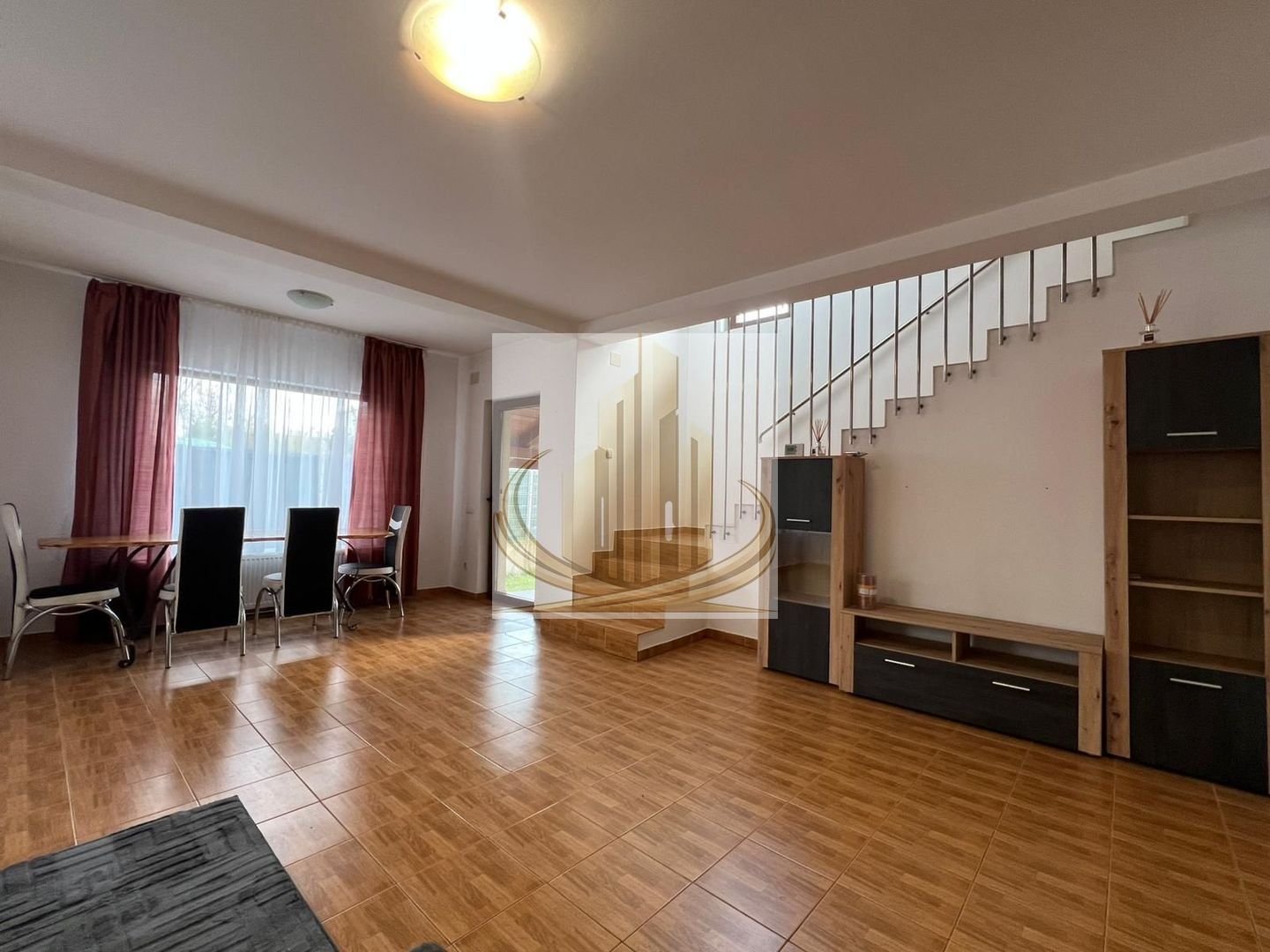 Casă individuală, 115 mp – Dumbrăvița, zonă liniștită, aproape de lac