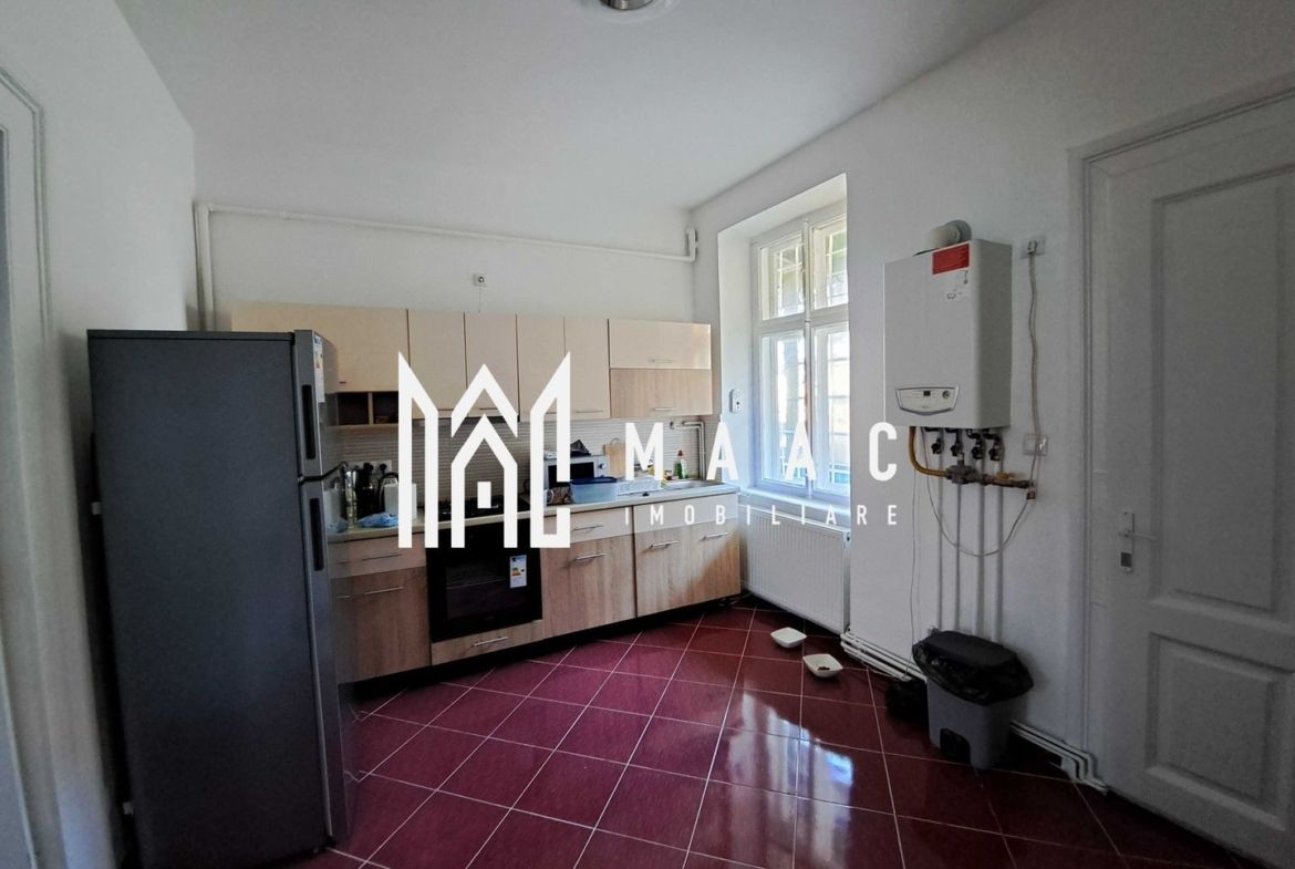 Apartament 2 camere | Ultracentral | 76 MPU | Loc de parcare