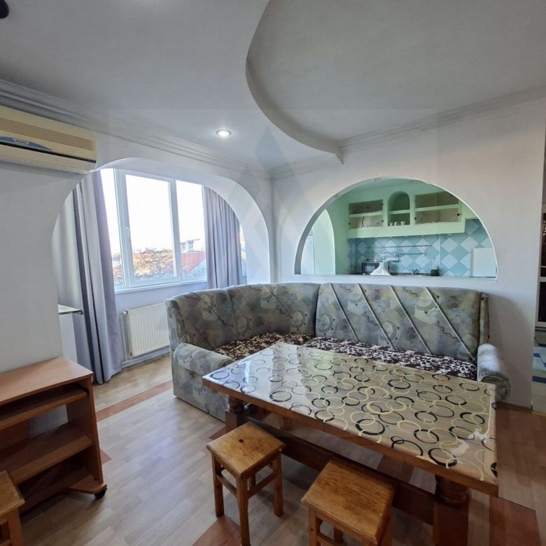 Apartament 3 camere 72 mp utili etaj 2 baie cu fereastra in Terezian