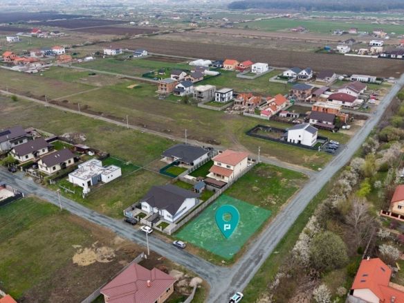 Teren Moșnița  Veche  cu toate utilitățile
