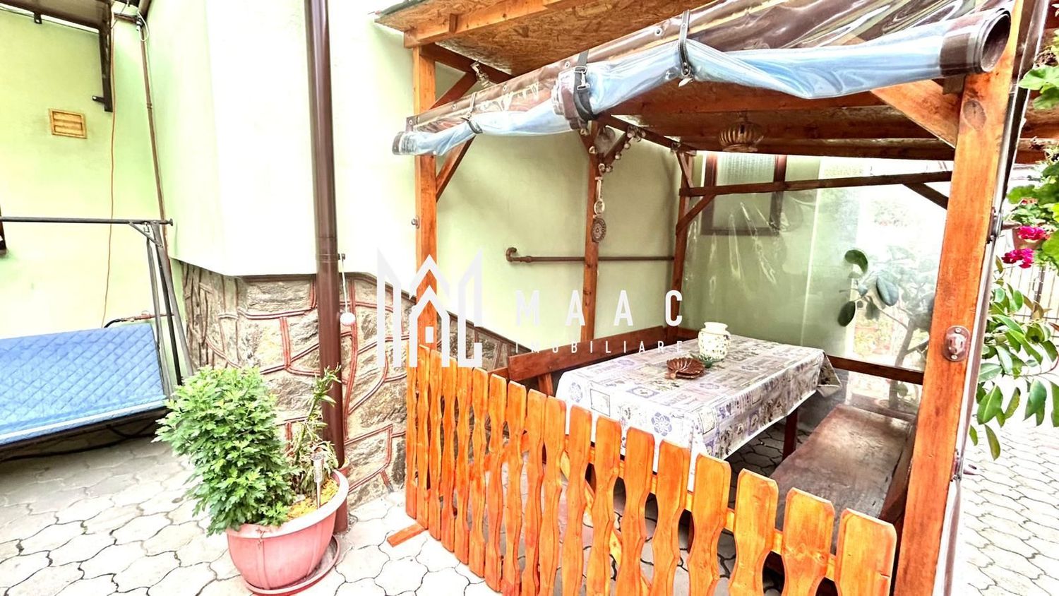 Case duplex | 5 camere | 2 corpuri | Garaj | 185 mp utili | Turnisor