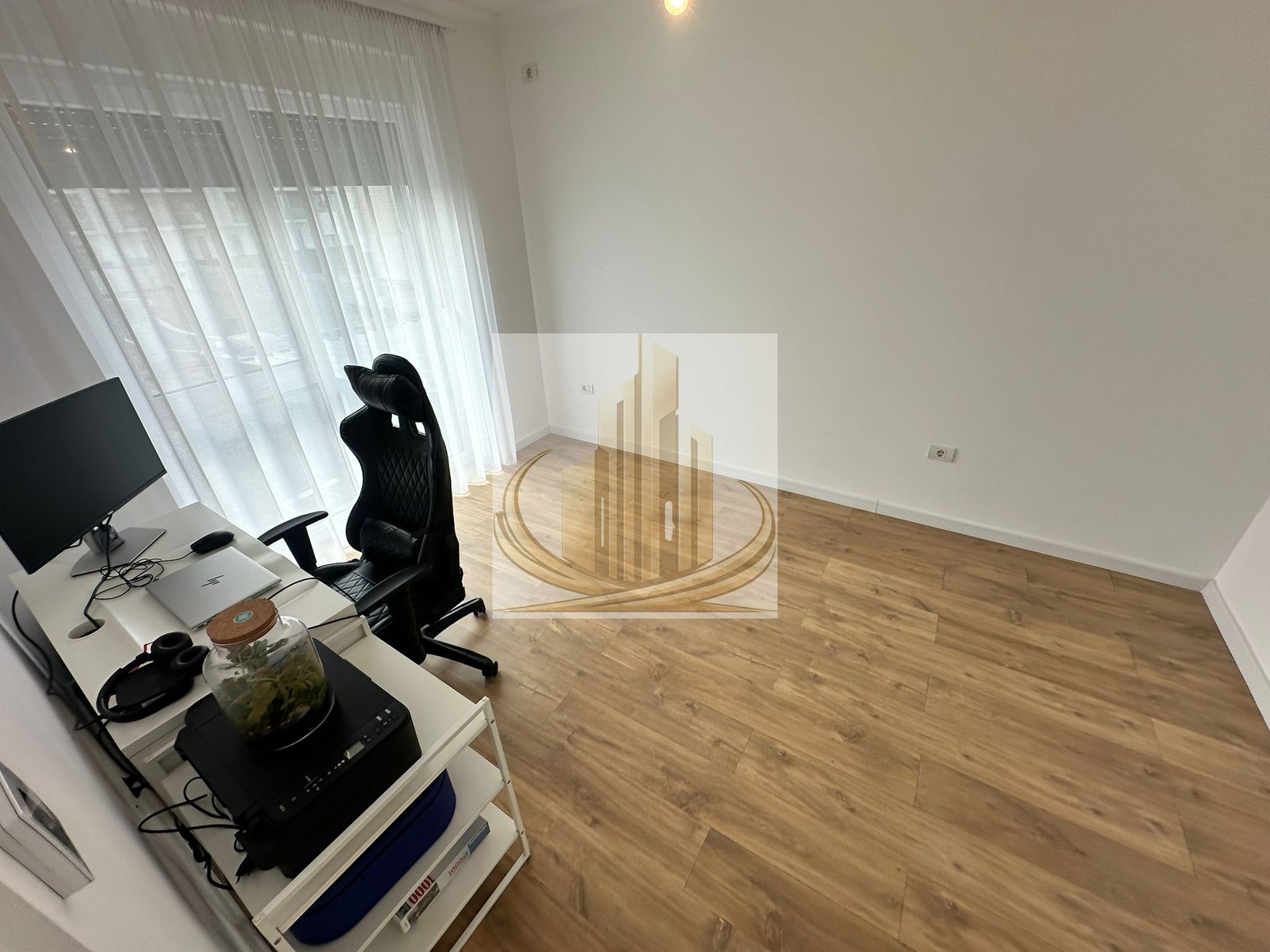 b42f3ef00a844985887f5d5fc5244823