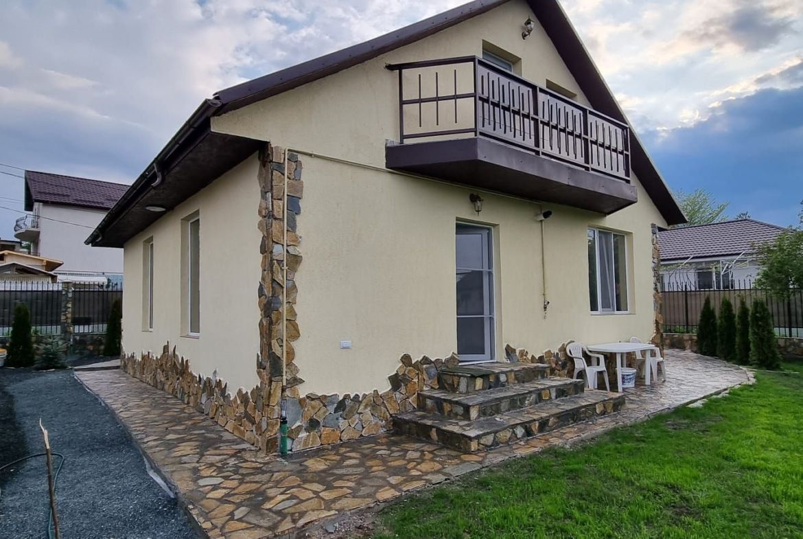 De inchiriat, vila noua – Bariera  Traian – Lacul Brates