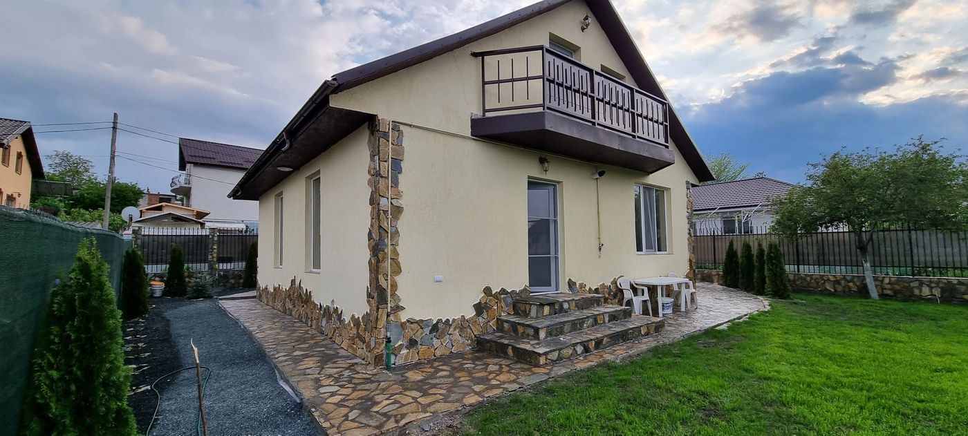 De inchiriat, vila noua – Bariera  Traian – Lacul Brates