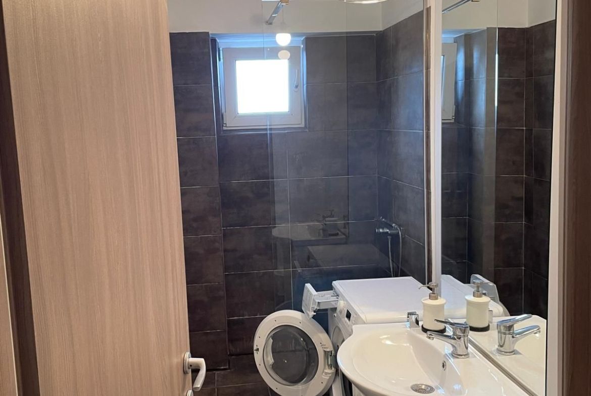 Apartament cu o camera – Faleza Dunarii, langa Union Jack, 44 mp