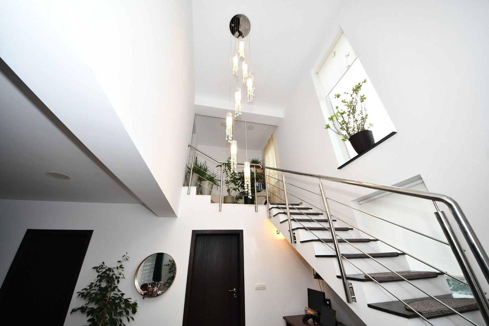 ba3a03f062914fef882b5ef2d39d7d8c-1